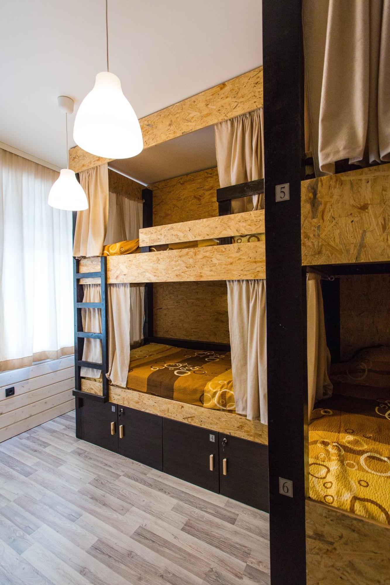 Hostel Day 'N' Night Ni 객실 사진